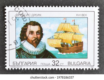 Bulgaria - Circa 1989 : Cancelled Postage Stamp Printed By Bulgaria, That Francis Drake And Golden Hind Sailing Ship, Circa 1989.