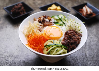 Bibimbap Images, Stock Photos & Vectors 