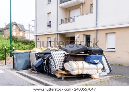 Bulky objects to throw away on a sidewalk; for pickup