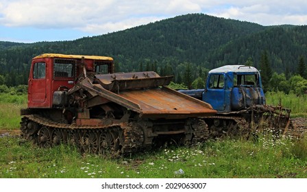 Bulldozer and skidder of the USSR times