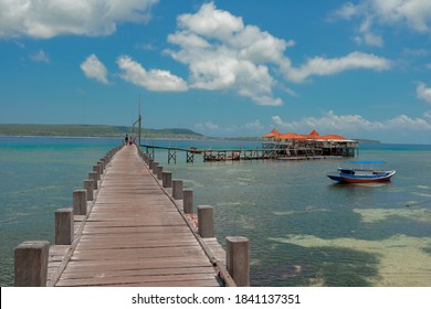 Bulukumba, South Sulawesi, Indonesia, October,22,2020
the beauty of Tanjung Bira Beach, a popular tourist destination in Bulukumba.