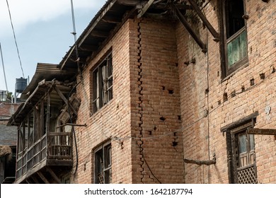 BUNGAMATI, NEPAL - NOV 8, 2019: a house still shows the cracks and serious damage suffered following the 2015 earthquake, Bungamati, Nepal, on Nov 8, 2019 .

