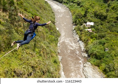 Bungee Jump Sequence In Banos De Agua Santa Ecuador San Francisco Bridge