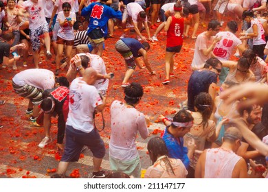 トマト祭り の画像 写真素材 ベクター画像 Shutterstock