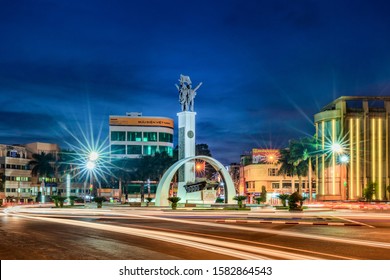 66,983 Victory Monument Images, Stock Photos & Vectors | Shutterstock