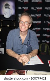 BURBANK, CA - APR 22: Mike Lookinland At The Hollywood Show Held At Burbank Airport Marriott On April 22, 2012 In Burbank, California