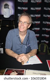 BURBANK, CA - APR 22: Mike Lookinland At The Hollywood Show Held At Burbank Airport Marriott On April 22, 2012 In Burbank, California