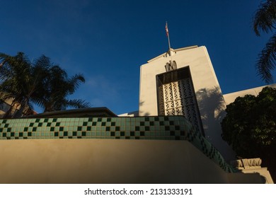 Burbank, California - August 22, 2020: 
Tile Work On The Fountain At Burbank City Hall, Built In The Moderne And Art Deco Style In 1943. 