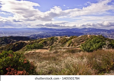 BURBANK, CALIFORNIA / USA - FEBRUARY 25 2004: Views From The Top Of Wildwood Canyon Park In The Verdugo Mountains Overlooking Burbank, Glendale And Downtown Los Angeles Skyline.