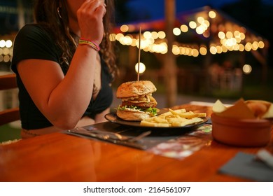 Burger Pub Outdoor Table Night Time Cocktail