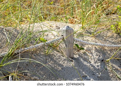 146 Rope buried sand Images, Stock Photos & Vectors | Shutterstock