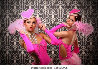 Burlesque dancer 2 girls