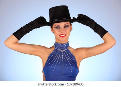 Burlesque Dancer With Red Blue Dress For Latina Dance