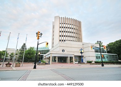 BURLINGTON, CANADA - JULY 5, 2016:  Town Hall In The Main Shopping Area Of Burlington. Burlington Is Part Of The Greater Toronto Area, And Is Also Included In The Hamilton Census Metropolitan Area