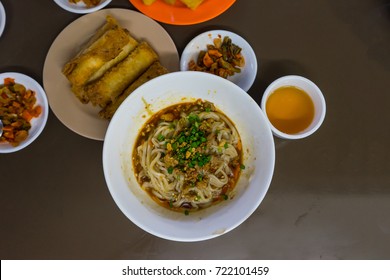 Burmese Noodles , National Food Of Burma (Myanmar)