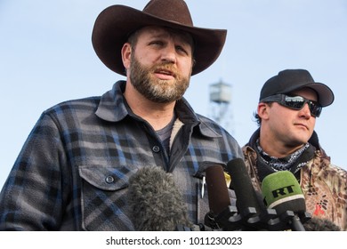 Burns, Oregon / USA - 01-06-2016: Ammon Bundy Talks To Media During The Malheur Wildlife Refuge Occupation.  Bundy Was Protesting BLM Rules For Animal Grazing.