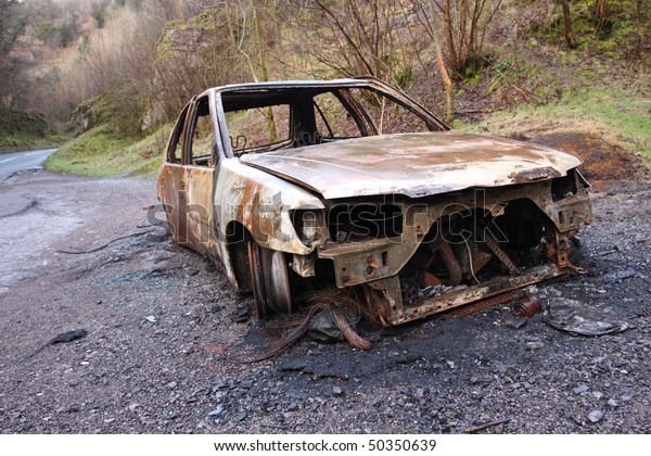 Burnt out car\
wreck