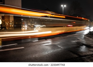 bus long shutter time at night 
