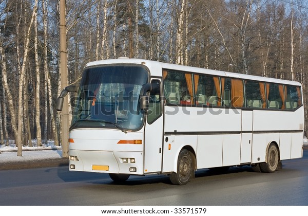 bus on
road