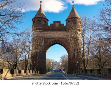 Bushnell Park Castle