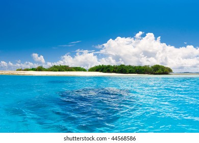 Bushy Island, Addu Atoll