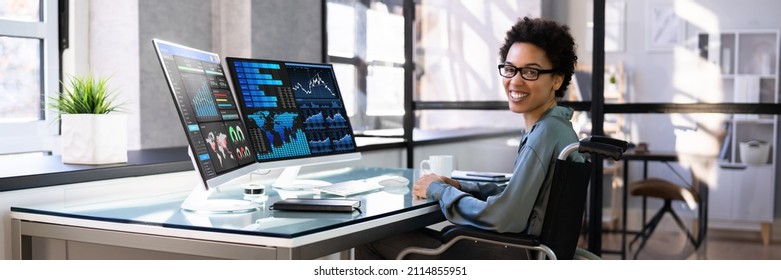 Business Data Analyst Woman Using Computer Screen