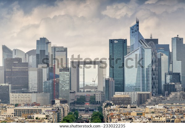 Business district of Paris. La Defense, aerial view
on a cloudy day.