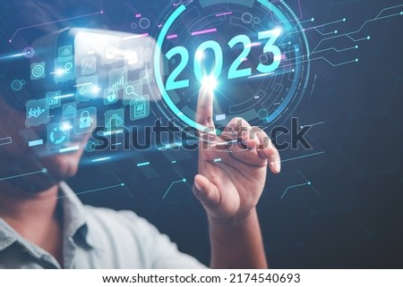 Business Idea 2023 Businesspeople Wear VR Metaverse Show Trends Driving Modern Innovations to Develop More Powerful Technologies
