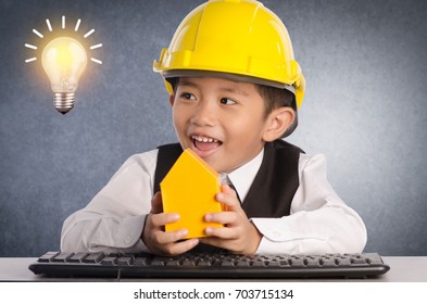 174 Child With Light Bulb Above Head Images, Stock Photos & Vectors ...