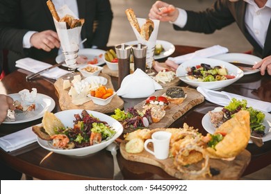 Business lunch, food testing - Powered by Shutterstock