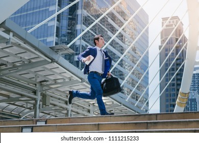 Business Man Run To Work In Rush Hour