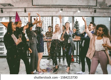 316,456 Office celebration Images, Stock Photos & Vectors | Shutterstock