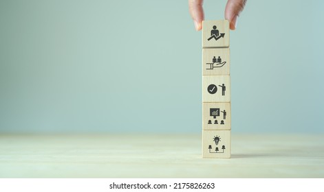 72 Upskill icon Images, Stock Photos & Vectors | Shutterstock