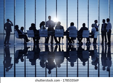  Business Team Meeting At Sunset