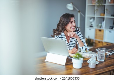 A Business Woman In Casual Clothes Works On A Virtual Computer In The Office Desk. Small Business Owner People Employed Free Online We Are Marketing E-commerce Telemarketing Concept Photography