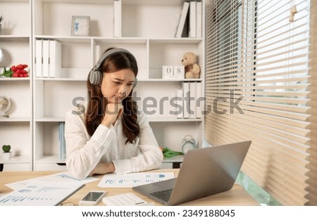 Business woman stressed at work, Despair or disappointment, Sad feeling, bored, Suffering, Desperate, Hopeless, Fail, disastrous, bankrupt, panicky, Failure of life.