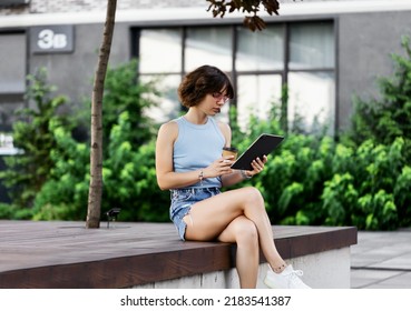 Business Woman Using IPad With Pencil 
