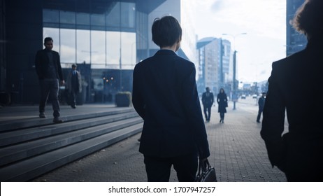 後ろ姿 男 の写真素材 画像 写真 Shutterstock