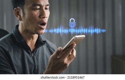 5,069 Sending voice message Images, Stock Photos & Vectors | Shutterstock