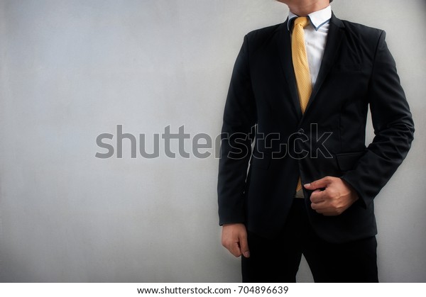 yellow suit tie