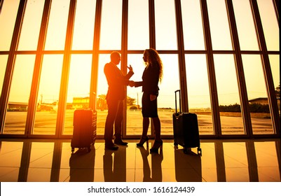 Happy Family Suitcases Airport Stock Photo 400379911 | Shutterstock