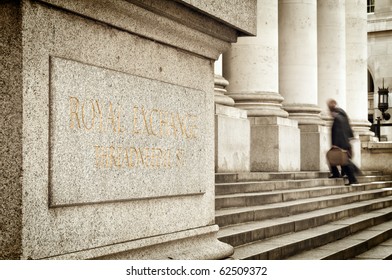 Businessmans Entering Into Royal Exchange Building.