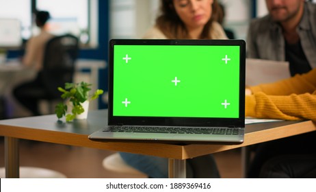 51,176 Laptop Green Screen Images, Stock Photos & Vectors | Shutterstock