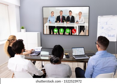 2,708 Watching tv office Images, Stock Photos & Vectors | Shutterstock