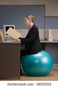 109,558 Sit on ball Images, Stock Photos & Vectors | Shutterstock