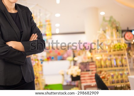 Businesswoman in the shopping mall.