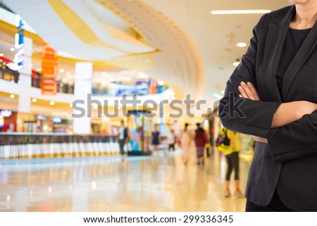 Businesswoman in the shopping mall.