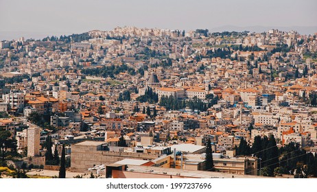 Maravilloso paisaje urbano de Nazaret, Israel