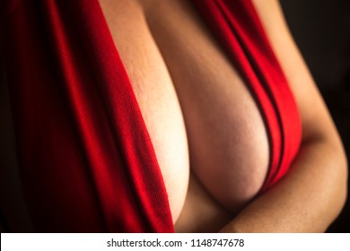 Busty mature cleavage erotic