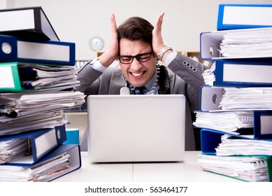 12,823 Angry Businessman Phone Images, Stock Photos & Vectors ...